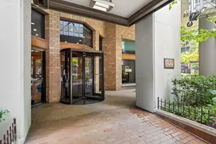 400 E Ohio St, Chicago, IL 60611 - Photo 21