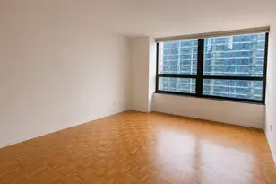 400 E Ohio St, Chicago, IL 60611 - Photo 13