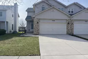 1028 Beninford Ln, Westmont, IL 60559 - Photo 1