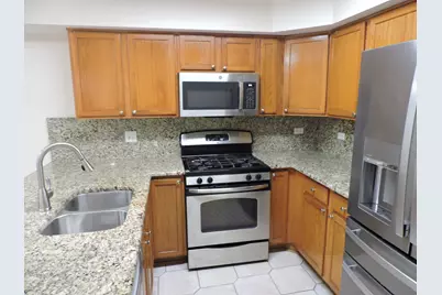 1028 Beninford Lane, Westmont, IL 60559 - Photo 7