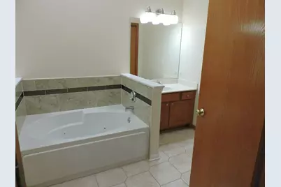 1028 Beninford Lane, Westmont, IL 60559 - Photo 17