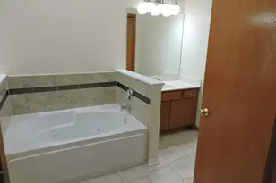 1028 Beninford Ln, Westmont, IL 60559 - Photo 17