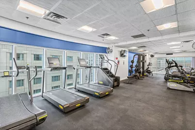 100 E Huron Street #2301, Chicago, IL 60611 - Photo 21