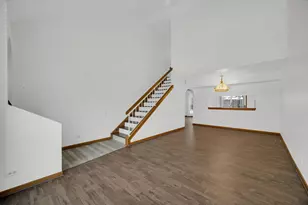 4782 Amber Cir, Hoffman Estates, IL 60192 - Photo 9