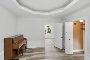 9412 S Homan Ave, Evergreen Park, IL 60805 - Photo 7