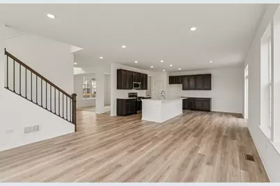 3100 Holden Street, Elgin, IL 60124 - Photo 3