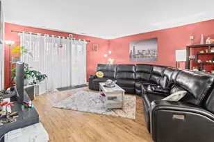 4704 Euclid Ave, Rolling Meadows, IL 60008 - Photo 3