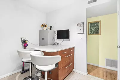 4704 Euclid Avenue #1B, Rolling Meadows, IL 60008 - Photo 9