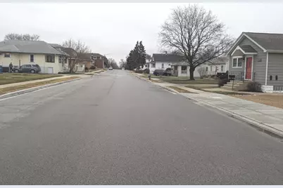 1708 N Center Street, Crest Hill, IL 60403 - Photo 15