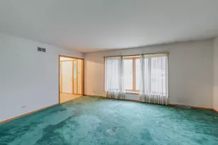 9901 W 57th St, Countryside, IL 60525 - Photo 5