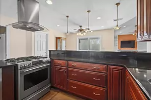 [Address not provided], Justice, IL 60458 - Photo 7