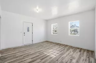 819 5th St, Rock Island, IL 61201 - Photo 7