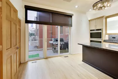 484 N Canal Street, Chicago, IL 60654 - Photo 11