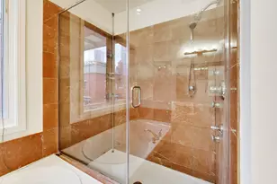 484 N Canal St, Chicago, IL 60654 - Photo 19