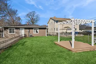 1431 Elizabeth Ave, North Chicago, IL 60064 - Photo 25