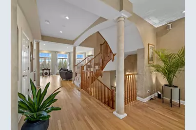 2048 Valor Court, Glenview, IL 60026 - Photo 7