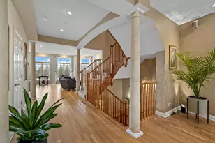 2048 Valor Ct, Glenview, IL 60026 - Photo 7