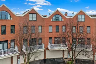 2048 Valor Ct, Glenview, IL 60026 - Photo 35