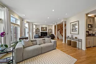 2048 Valor Ct, Glenview, IL 60026 - Photo 11