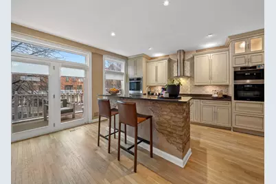 2048 Valor Court, Glenview, IL 60026 - Photo 13