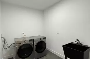 719 N Elizabeth St, Chicago, IL 60642 - Photo 17