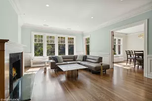 1350 N State Pkwy, Chicago, IL 60610 - Photo 3