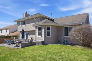 1928 Sybil Dr, Crest Hill, IL 60403 - Photo 27