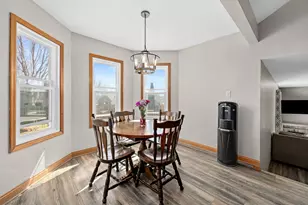 1928 Sybil Dr, Crest Hill, IL 60403 - Photo 9