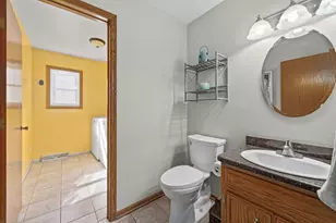 1928 Sybil Dr, Crest Hill, IL 60403 - Photo 15