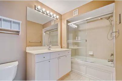 1640 Maple Avenue #808, Evanston, IL 60201 - Photo 13