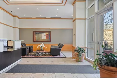 1640 Maple Avenue #808, Evanston, IL 60201 - Photo 3