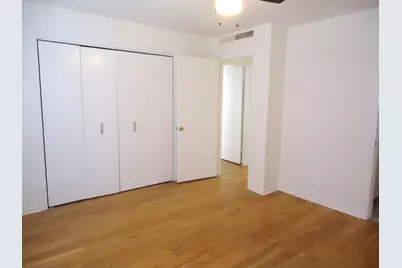 2818 Dundee Road #11A, Northbrook, IL 60062 - Photo 7