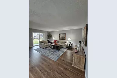 1506 Kennicott Court #1506, Sycamore, IL 60178 - Photo 3