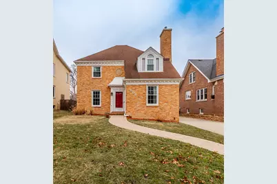 803 S Vine Avenue, Park Ridge, IL 60068 - Photo 1