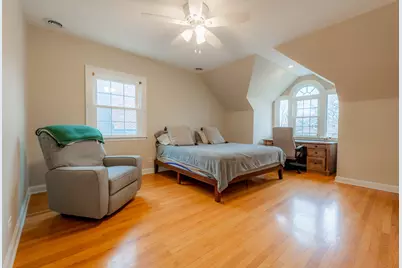 803 S Vine Avenue, Park Ridge, IL 60068 - Photo 11