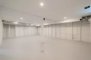 803 S Vine Ave, Park Ridge, IL 60068 - Photo 17