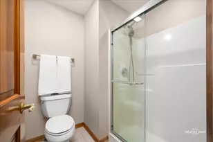 201 Violet Ln, Batavia, IL 60510 - Photo 25