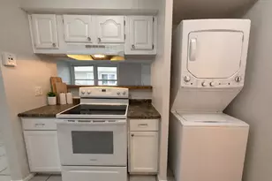 2167 N Heather Ln, Palatine, IL 60074 - Photo 9