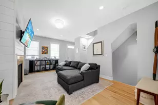 1733 W Crystal St, Chicago, IL 60622 - Photo 3