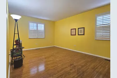 230 Windsor Lane #A, Willowbrook, IL 60527 - Photo 13