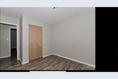 2923 Ezra Avenue N, Zion, IL 60099 - Photo 17