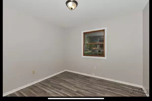 2923 Ezra Ave N, Zion, IL 60099 - Photo 5