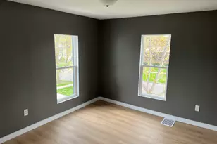 102 E Stanton St, Streator, IL 61364 - Photo 7