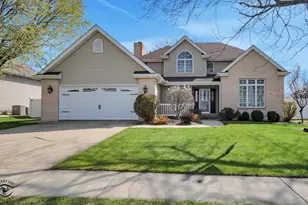 586 Jeremy Dr, Bourbonnais, IL 60914 - Photo 1