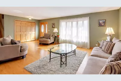 1474 Haar Lane, Elk Grove Village, IL 60007 - Photo 5