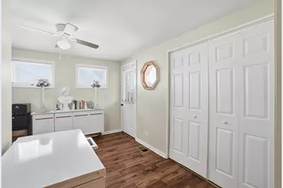 8947 S Komensky Avenue, Hometown, IL 60456 - Photo 9