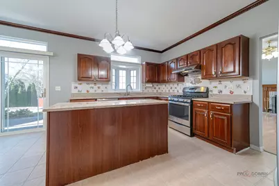 36856 N Deer Trail Drive, Lake Villa, IL 60046 - Photo 11