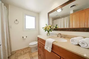 5818 N Overhill Ave, Chicago, IL 60631 - Photo 9