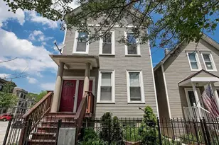 1148 W Addison St, Chicago, IL 60613 - Photo 1