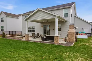 1207 Briarwood Ln, Mahomet, IL 61853 - Photo 45